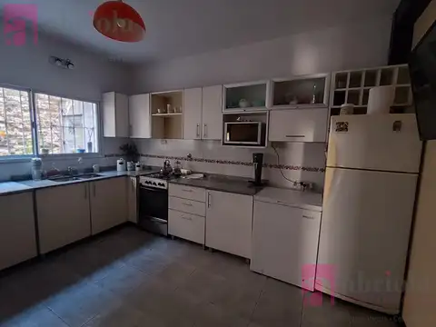 CASA PH. EXCELENTE OPORTUNIDAD