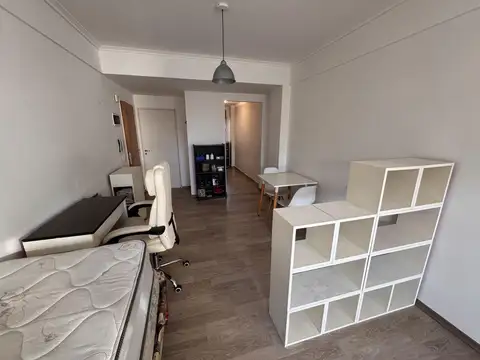 Departamento en Alquiler en Villa Luro, $ 600.000