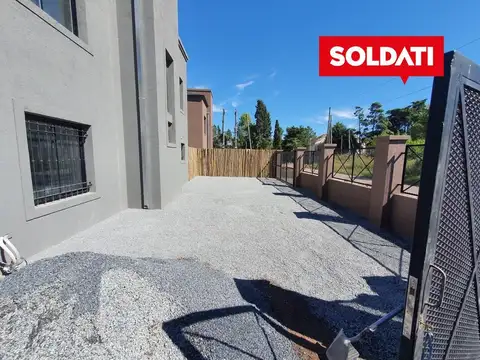 Casa en Venta con 1 cochera