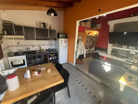 Depto Tipo Casa en Venta en Tristan Suarez, USD 250.000