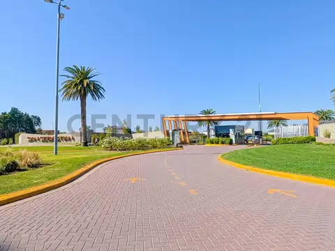 Terreno en Venta en San Sebastian, USD 240.000