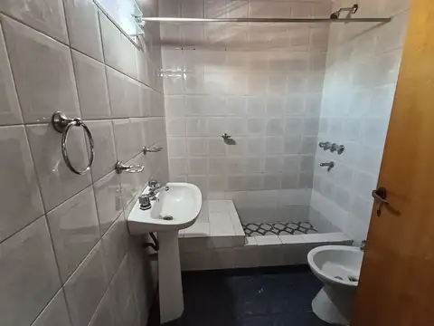 Depto Tipo Casa en Alquiler en San Fernando Oeste, $ 750.000