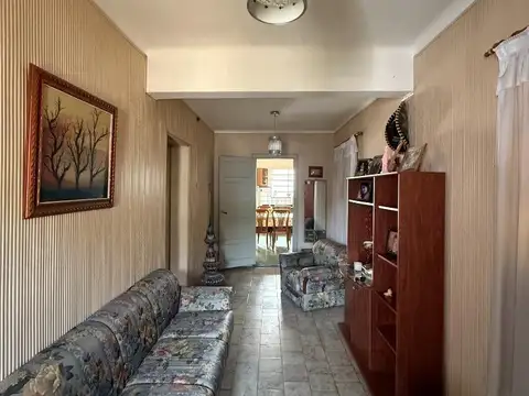 Casa Pringles 635 lote de 10x34 Apto Credito