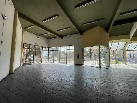 Local en Venta en Ituzaingo, USD 590.000