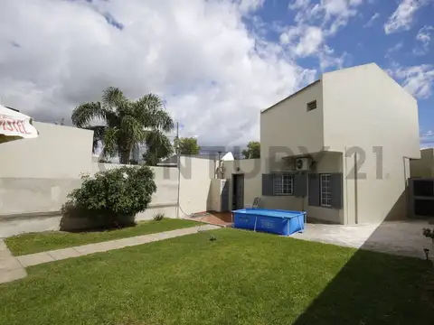 Calle 517 entre 16 y 17 2100, Piso 0