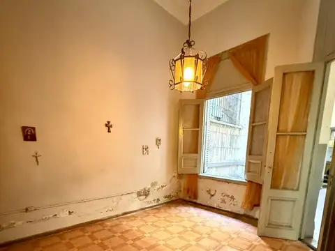 Depto Tipo Casa en Venta 100 años