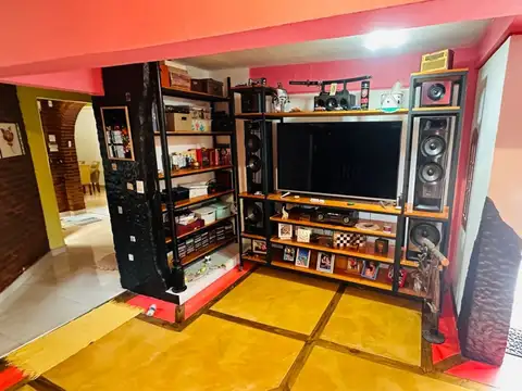 Casa 4 ambientes con 3 baños