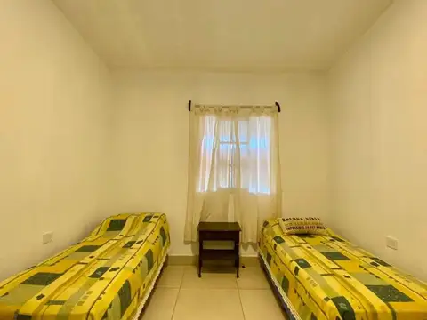 Casa 2 ambientes con 1 baño