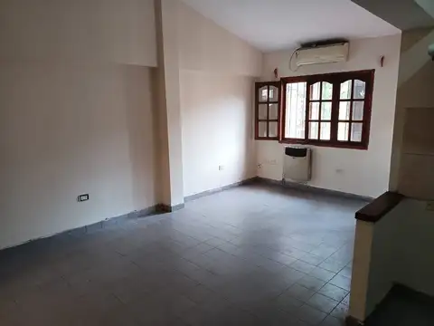 CASA VENTA PARQUE BELGRANO ZONA NORTE 3 DORM