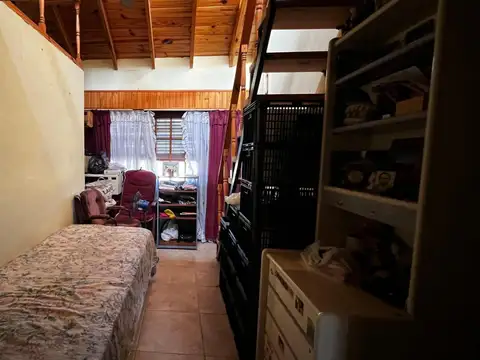 Casa venta tres dormitorios piscina Ituzaingo apto credito
