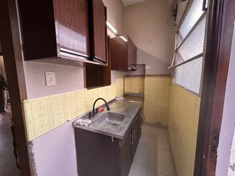 Casa en alquiler c/ cochera en Lomas del Mirador
