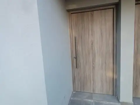 Departamento en Los Cardales - 3 amb. - Venta con renta