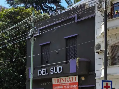 Avenida Almirante Brown 300