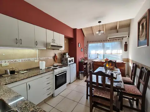 Depto Tipo Casa en Venta de 3 ambientes