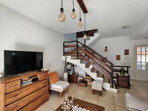 Depto Tipo Casa en Venta de 2 dormitorios