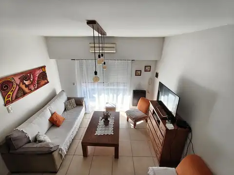 Depto Tipo Casa en Venta en Munro, USD 175.000
