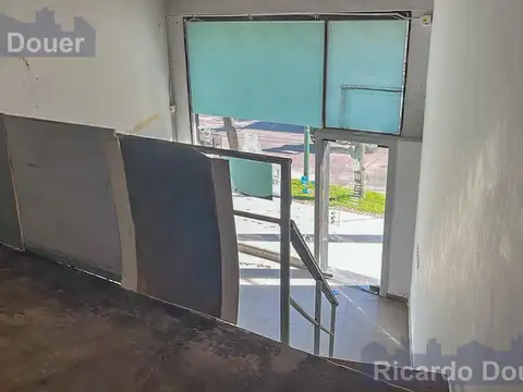 Oficina en Alquiler con 1 cochera