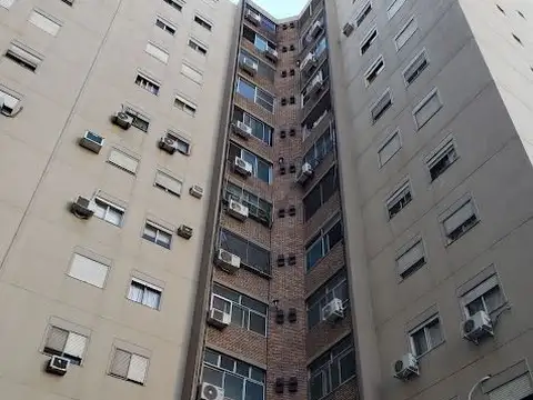 Coronel Charlone 600, Piso 8