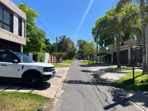 Terreno en Venta en Castelar, USD 289.000