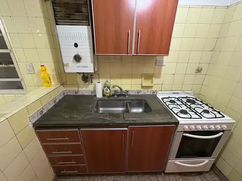Departamento en Alquiler en Parque Patricios, $ 400.000