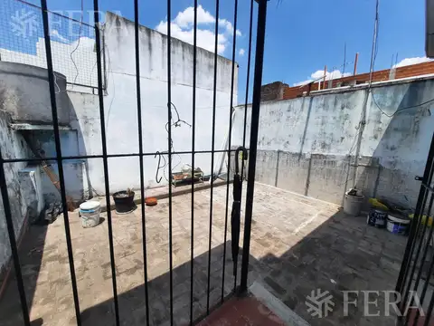 Depto Tipo Casa 2 ambientes con 1 baño