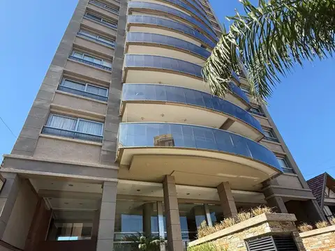 DEPTO EN VENTA 2 AMBIENTES CON COCHERA