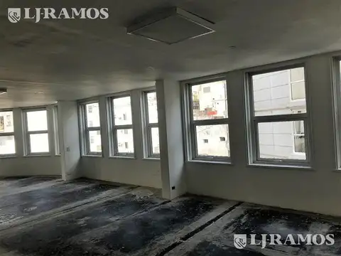 Oficina en Venta 40 años