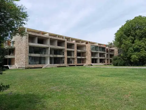 DEPARTAMENTO EN VENTA EN COMPLEJO ARBOLES DEL PILAR. LA LONJA. GBA PILAR NORTE