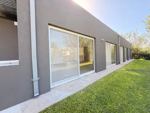 Casa en Venta en La cañada de Pilar, USD 185.000