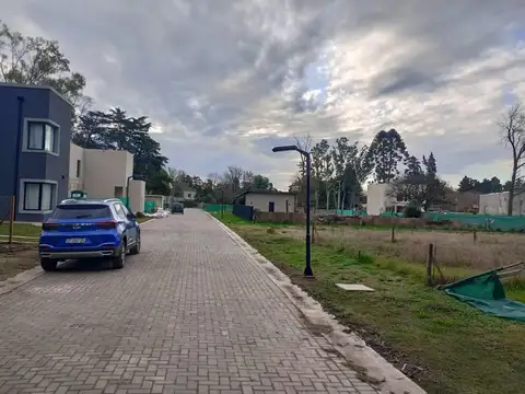 VENTA DE LOTE 417M2 EN  LOS PINOS 2 -TORTUGUITAS