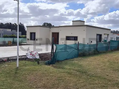 Terreno en Venta en Las Calandrias, USD 27.000