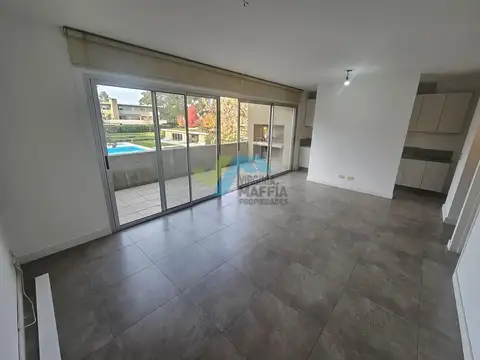 Departamento en Venta en Bosque Alto, USD 156.000