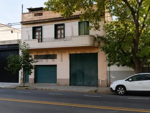 Local en venta en Barracas con galpon y vivienda - 720 m² - Apto múltiples destinos