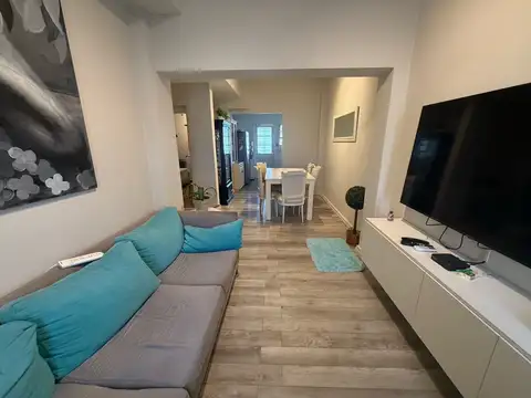 Depto Tipo Casa en Venta de 3 ambientes