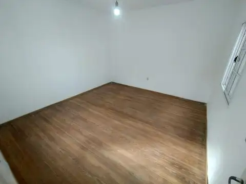 PH 2 AMBIENTES AL MEDIO PLANTA ALTA