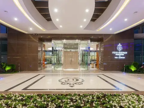 Departamento 5 ambientes con 5 baños