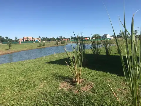 Terreno en Venta en Pilar del Este - San Ramon, USD 26.900
