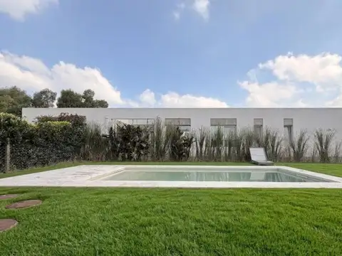 Casa en Venta en Santa Clara, USD 244.500