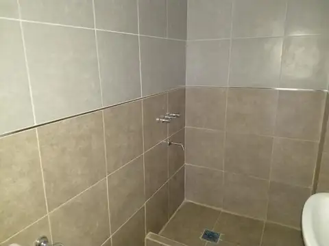 Departamento en Alquiler en Fisherton, $ 450.000