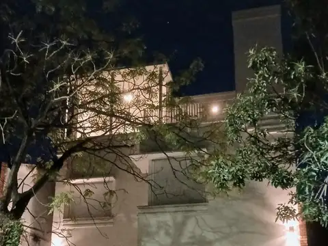 Depto Tipo Casa en Venta de 3 dormitorios