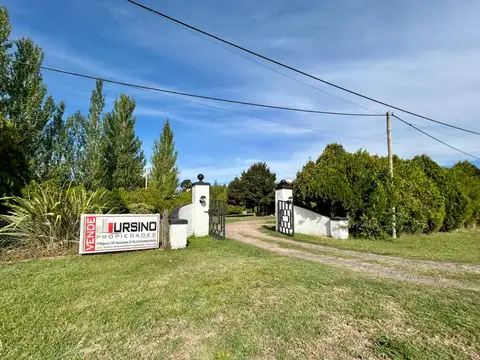 VENTA - CASA QUINTA EN ACCESO A LA CIUDAD.