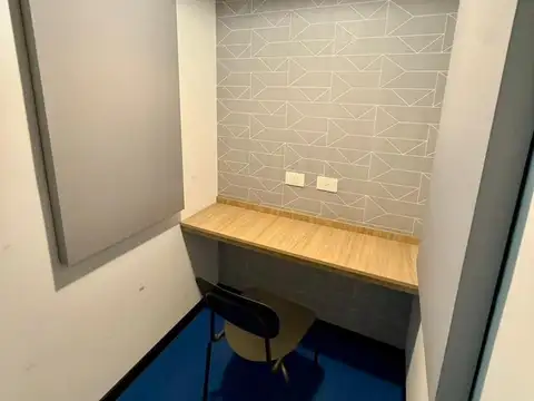 Oficina en Venta al Este