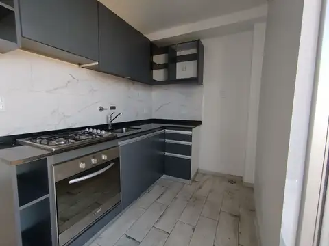 Departamento en Alquiler con 1 cochera