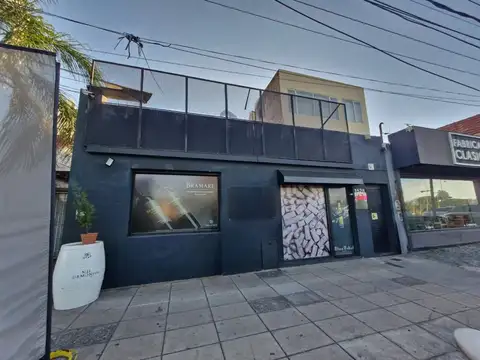 Esteban Echeverria 1500