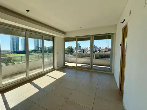 Av. Caseros 100 - Se alquila con cochera. Vista panorámica al río.