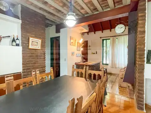 Casa 5 ambientes con 1 baño