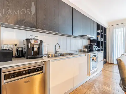 Departamento 4 ambientes con 3 baños