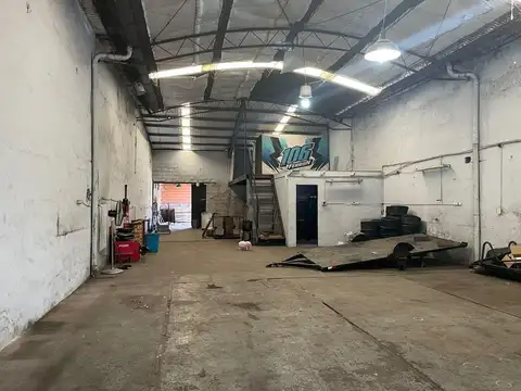 Local en Alquiler 40 años