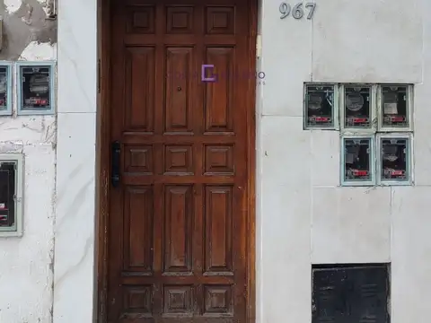 PH de 2 ambientes por pasillo con patio