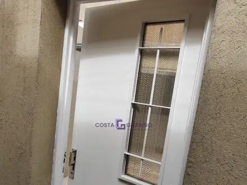 Depto Tipo Casa en Alquiler de 2 ambientes